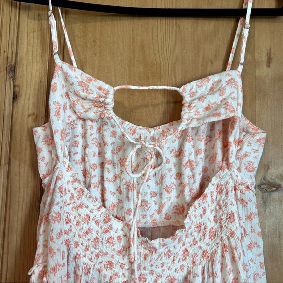 Abound Women’s Cotton Blend Floral Cutout Back Tie Dress Sz M - Picture 3 of 7